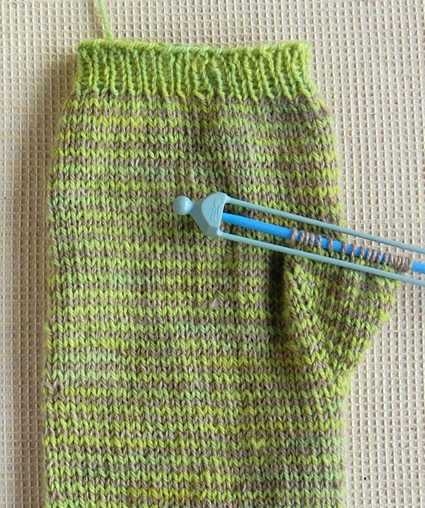 Long Striped Hand Warmers in Swan’s Island Organic Merino | Purl Soho