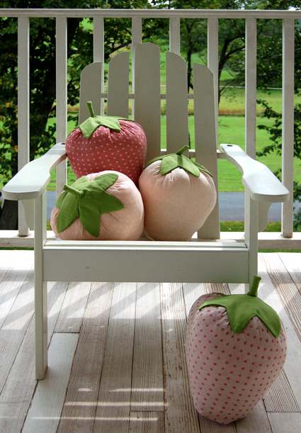 Strawberry Pillows | Purl Soho