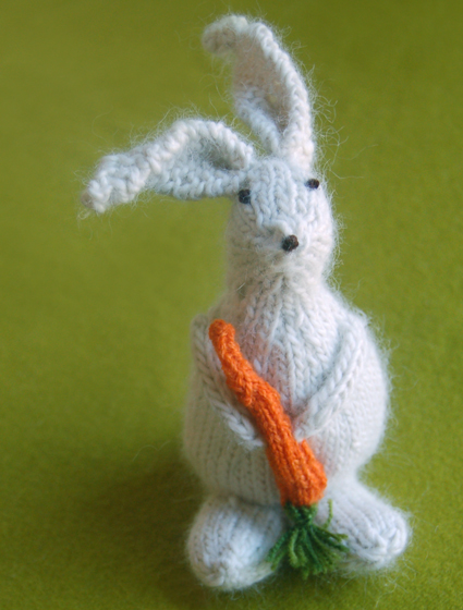 Bunny Hop Bunnies from Knitting at KNoon | Purl Soho