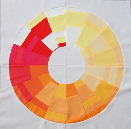 Mini Quilt of the Month, December: Golden Wreath | Purl Soho