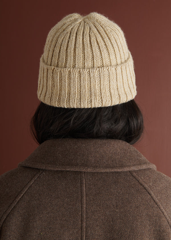Lovely Ribbed Hat in Ochre