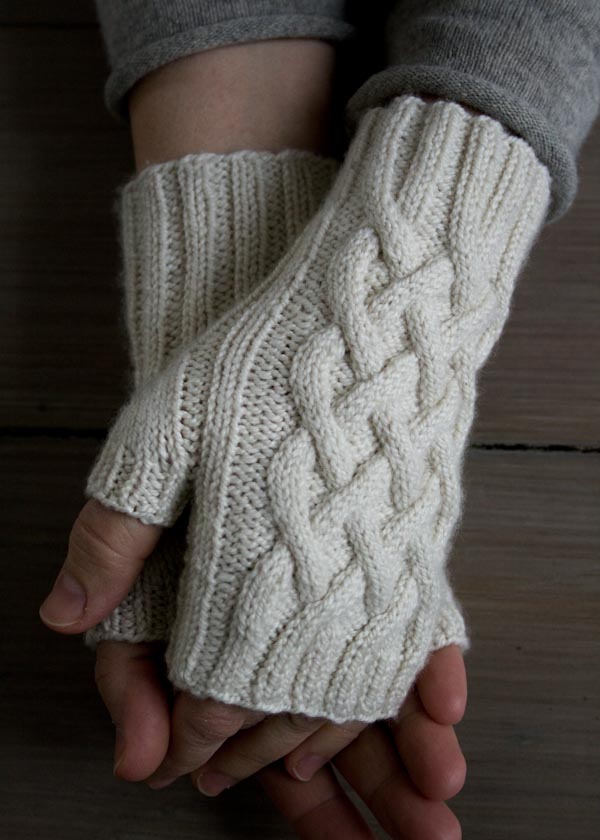 Traveling Cable Hand Warmers | Purl Soho