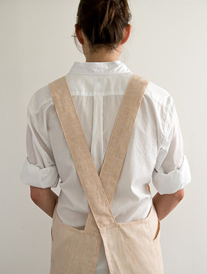Cross Back Apron in Watercolor Linen | Purl Soho