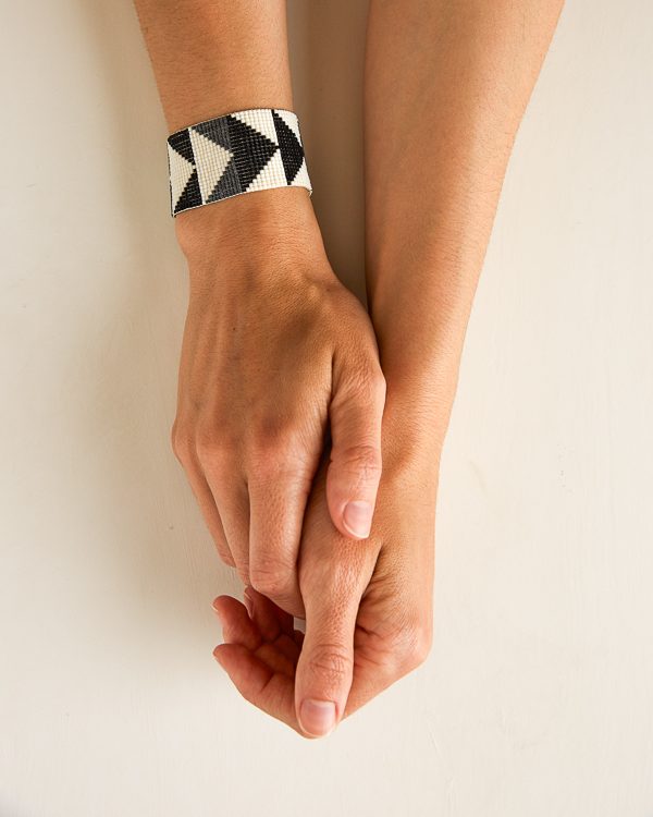 Flying Geese Beaded Cuff | Purl Soho