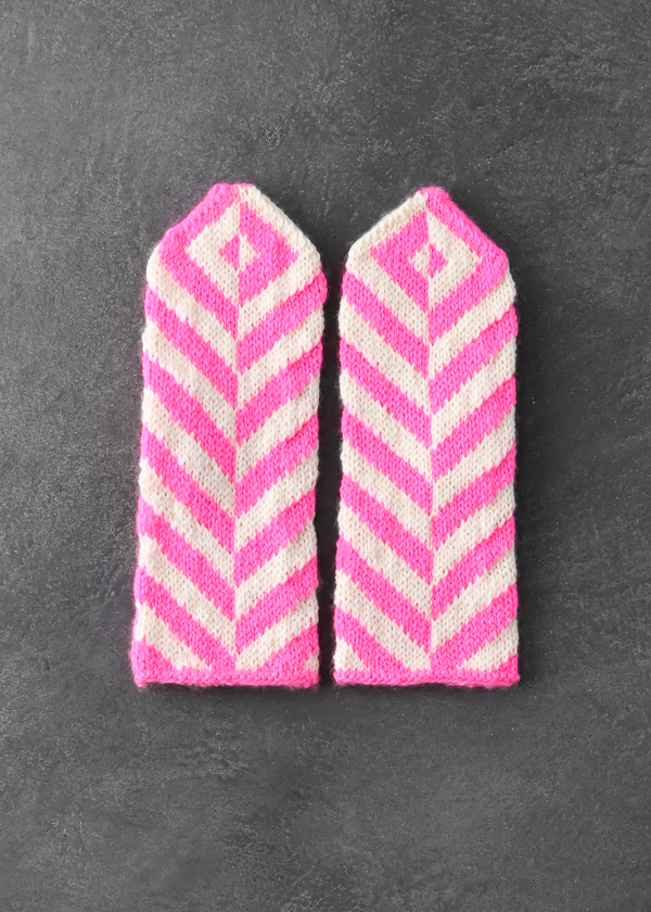 Ainur Berkimbay For Purl Soho: Herringbone Mittens | Purl Soho