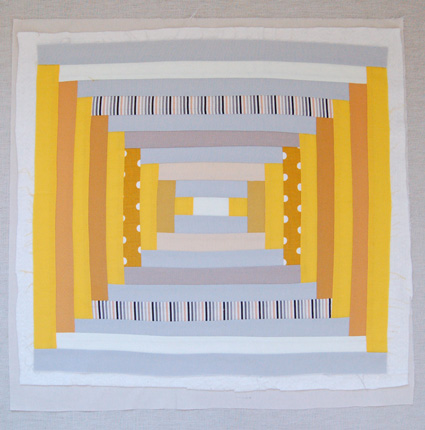 Mini Quilt of the Month, January: Courthouse Steps | Purl Soho