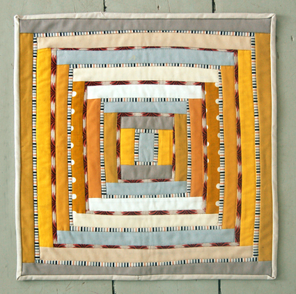 Mini Quilt of the Month, January: Courthouse Steps | Purl Soho
