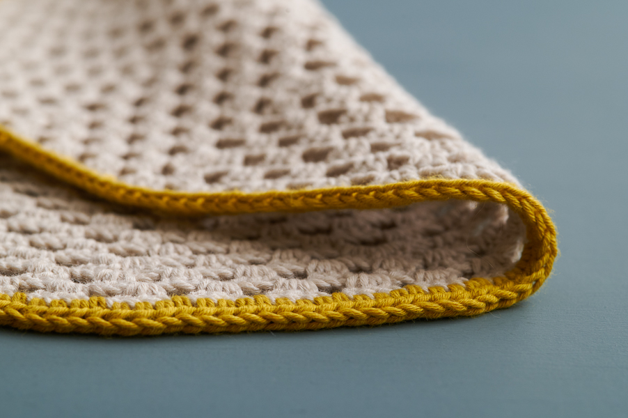 Granny Circle Placemats in Cotton Pure | Purl Soho