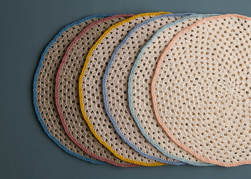 Granny Circle Placemats in Cotton Pure | Purl Soho