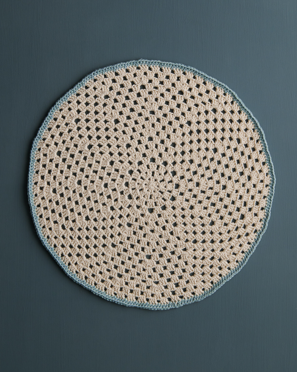 Granny Circle Placemats in Cotton Pure | Purl Soho