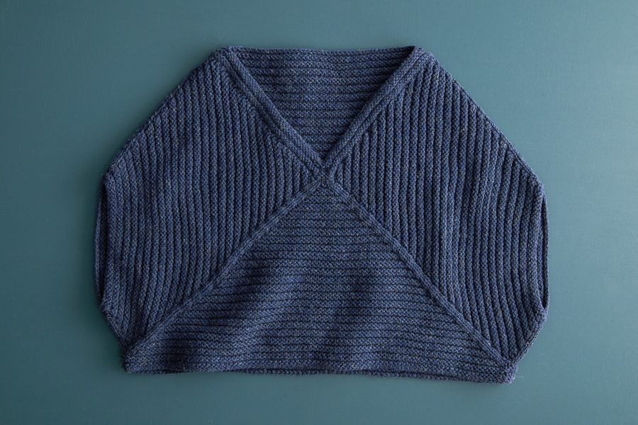 Ainur Berkimbay For Purl Soho: Center Point Popover in June Worsted | Purl Soho