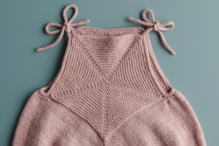 Ainur Berkimbay for Purl Soho: Pinwheel Baby Romper in Stormy Superwash Sock | Purl Soho